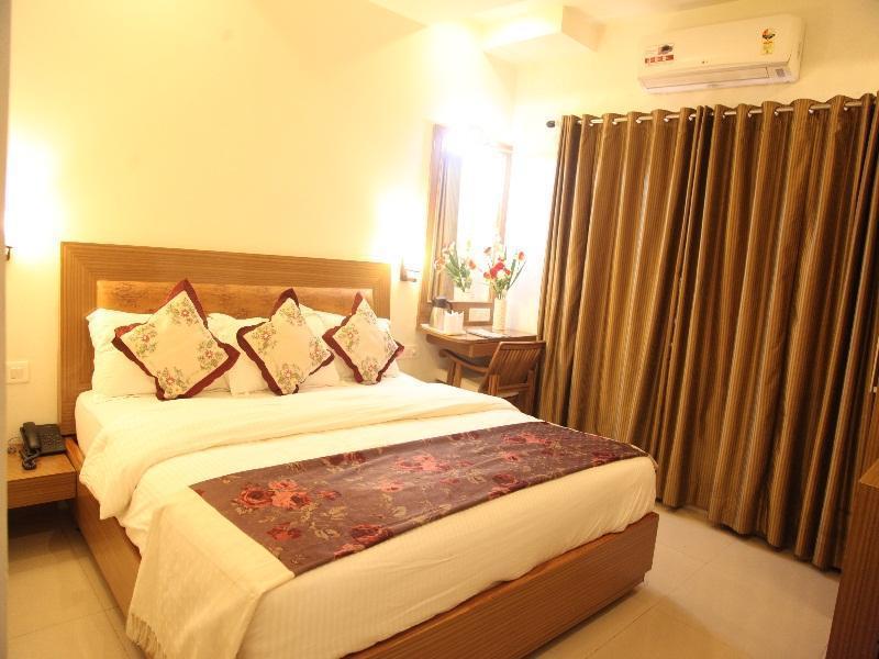 Hotel Poonam Plaza Agra  Extérieur photo