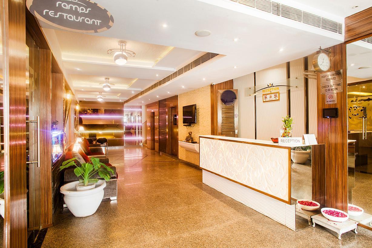 Hotel Poonam Plaza Agra  Extérieur photo