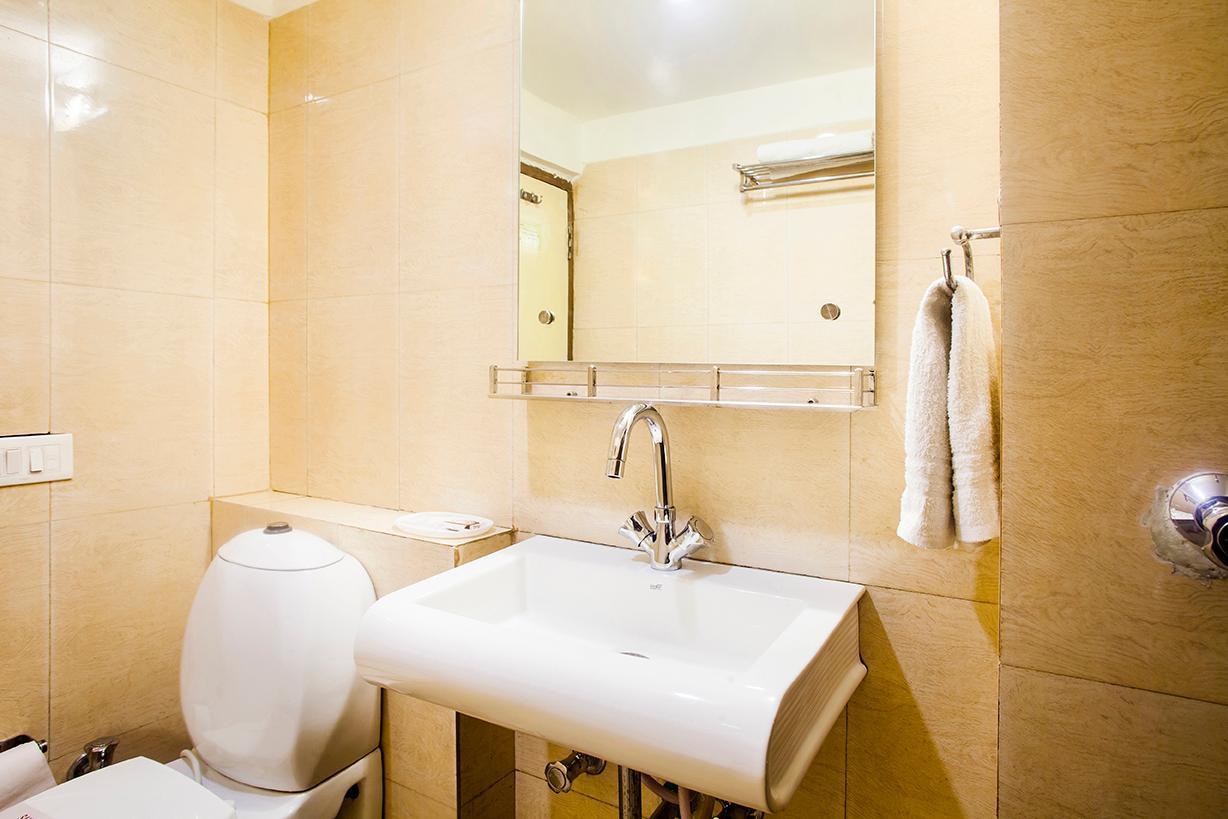 Hotel Poonam Plaza Agra  Extérieur photo