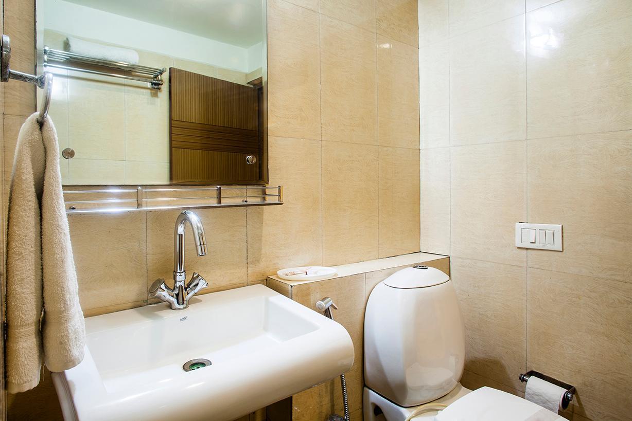 Hotel Poonam Plaza Agra  Extérieur photo